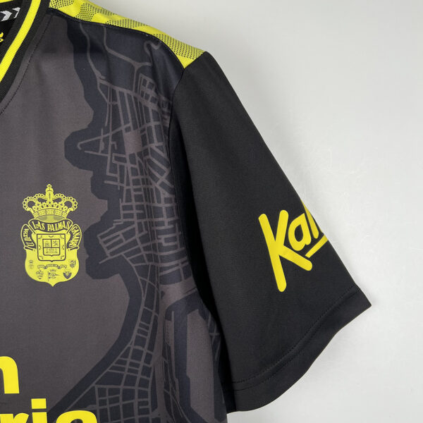Las Palmas Away 23/24 - Image 4