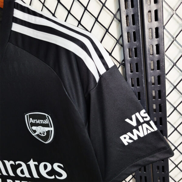 Arsenal Goalkeeper Black 23/24 - Image 9