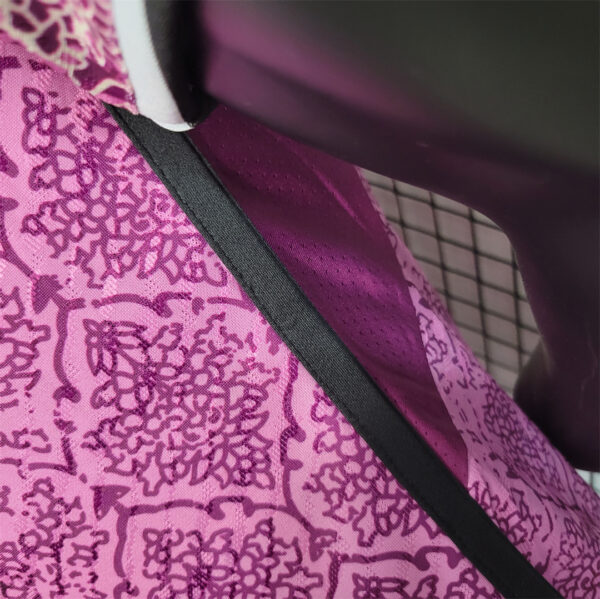 Real Madrid Special Edition Pink 23/24 - Player Version - Image 4