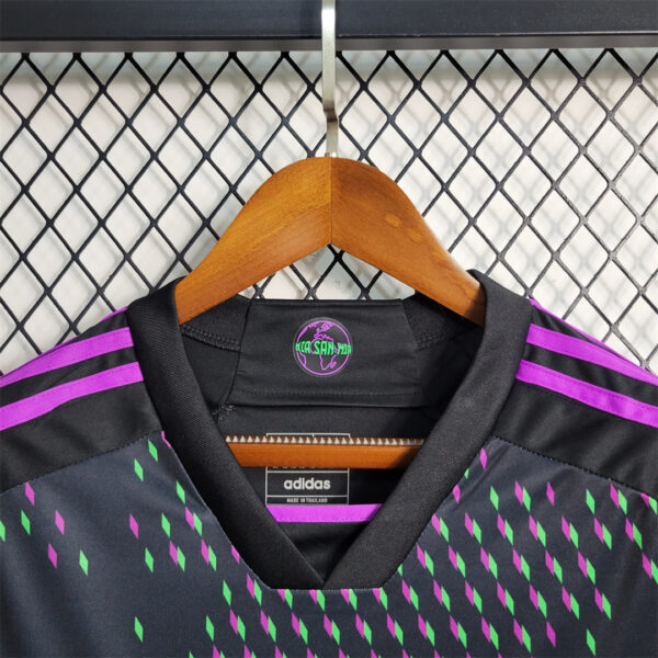 Bayern Munich Away 23/24 - Image 6