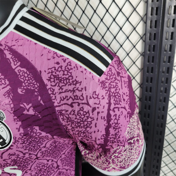Real Madrid Special Edition Pink 23/24 - Player Version - Image 5