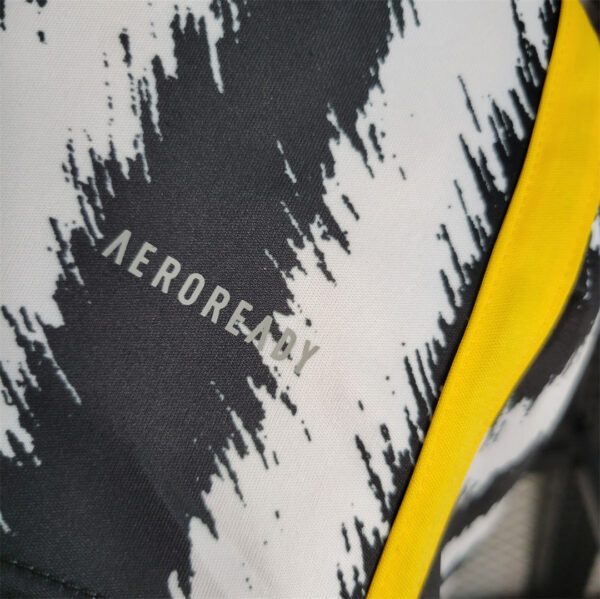 Juventus Home 23/24 - Image 6