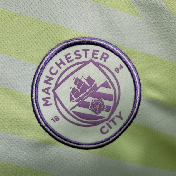 Man City Goalkeeper Lime 23/24 - Image 2