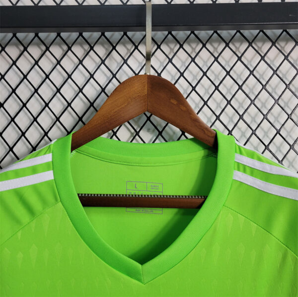Real Madrid Goalkeeper Green 23/24 - Image 2