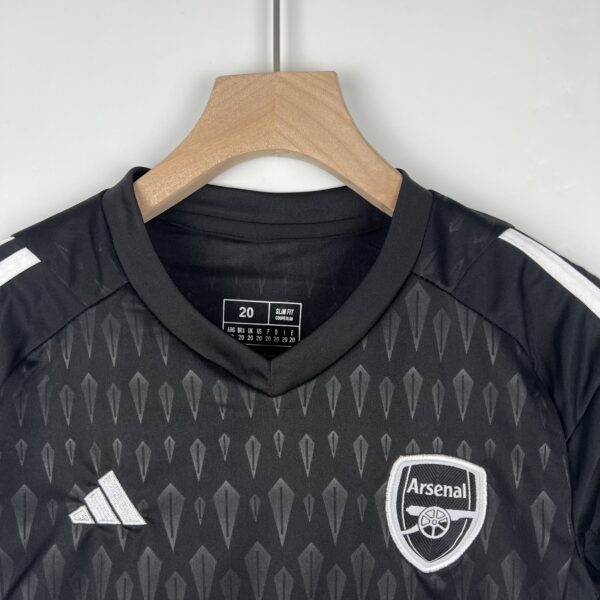 Arsenal Goalkeeper Black 23/24 - Kids - Image 2