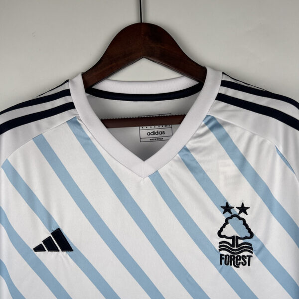 Nottingham Forrest Away 23/24 - Image 4
