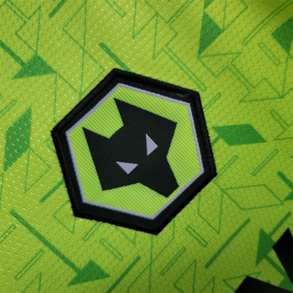 Wolves Goalkeeper Lime 23/24 - Image 6