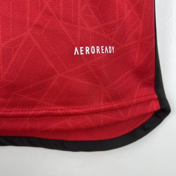 Man Utd Home 23/24 - Image 6