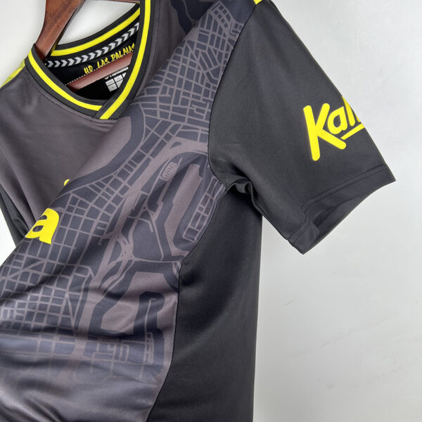 Las Palmas Away 23/24 - Image 8