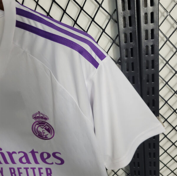 Real Madrid Goalkeeper White 23/24 - Image 9