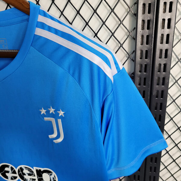 Juventus Goalkeeper Blue 23/24 - Image 7