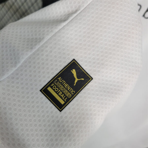 Borussia Monchengladbach Home 23/24 - Image 8