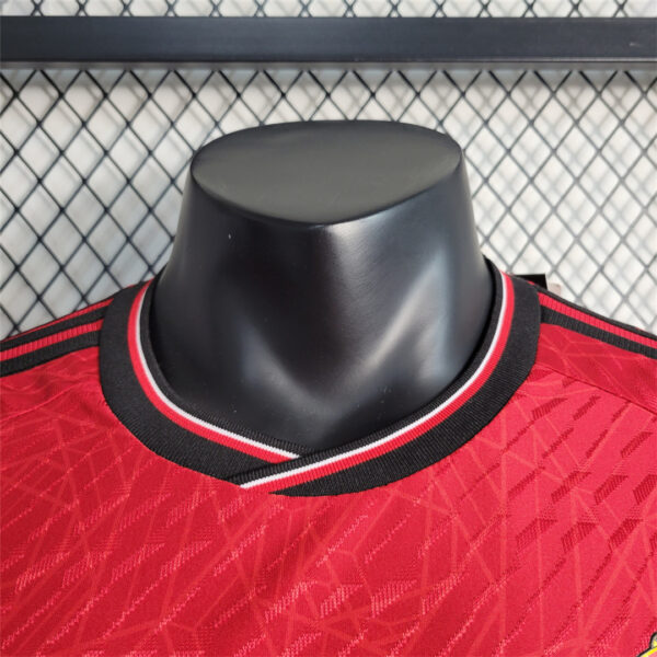 Man Utd Home 23/24 - Player Version - Image 11
