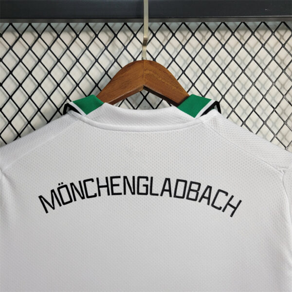 Borussia Monchengladbach Home 23/24 - Image 11