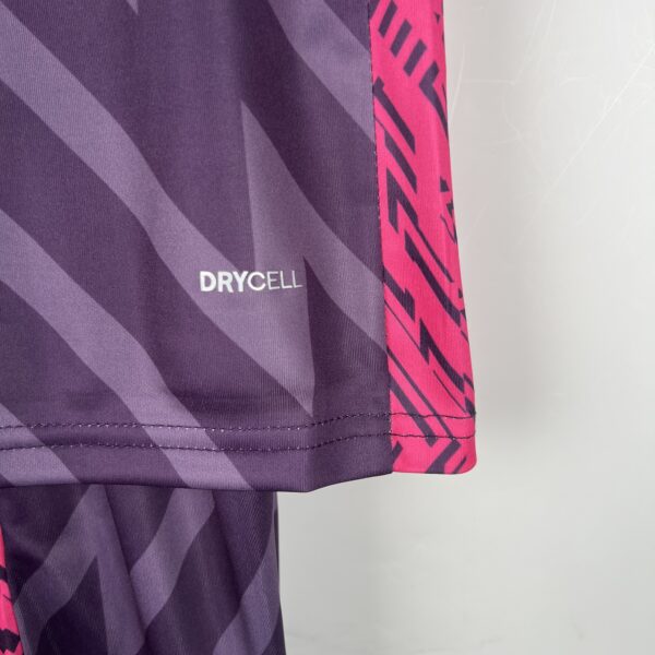 Man City Goalkeeper Purple 23/24 - Kids - Image 11