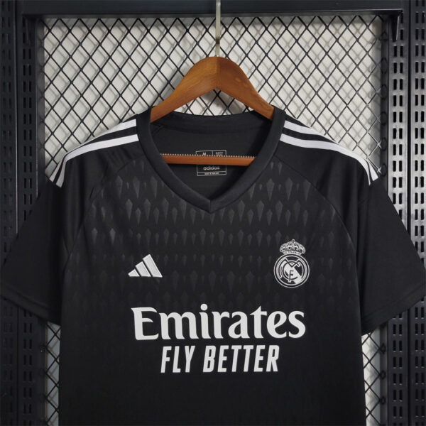 Real Madrid Goalkeeper Black 23/24 - Image 9