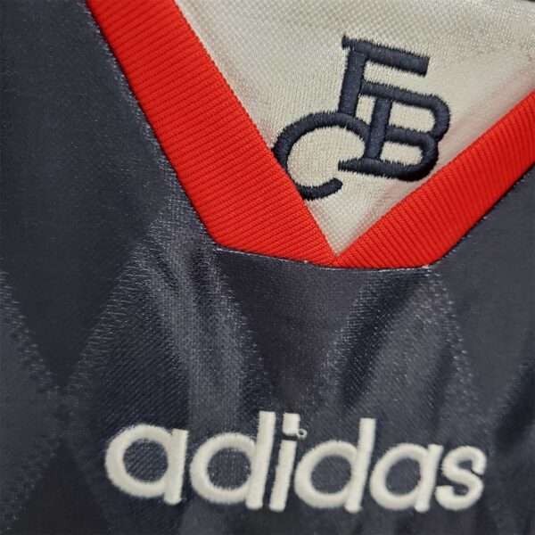 Bayern Munich Home 97/98 - Image 5