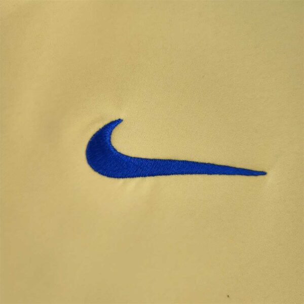 Arsenal Away 03-05 - Image 3
