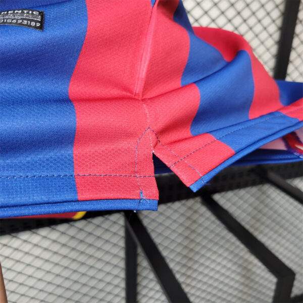 Barcelona Home UCL Final 10/11 - Image 6