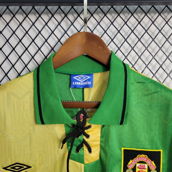 Man Utd Away 92-94 - Image 6