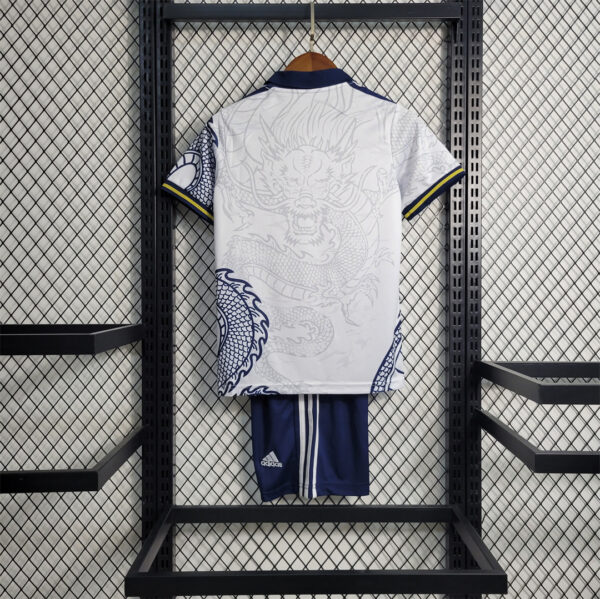 Real Madrid Special Edition White 23/24 - Kids - Image 3