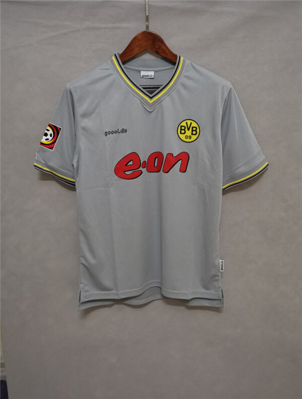 Dortmund Away 00/01
