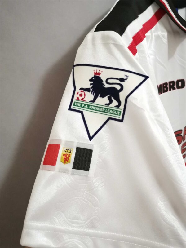 Man Utd Away 98/99 - Image 3