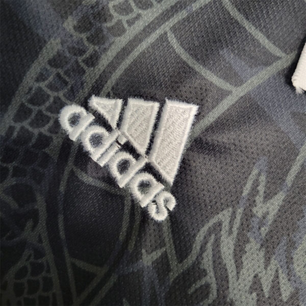 Real Madrid Special Edition Black 23/24 - Kids - Image 8