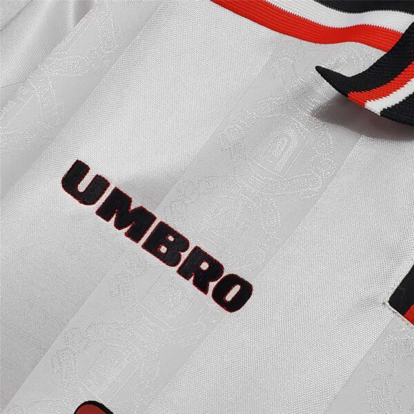 Man Utd Away 98/99 - Image 9
