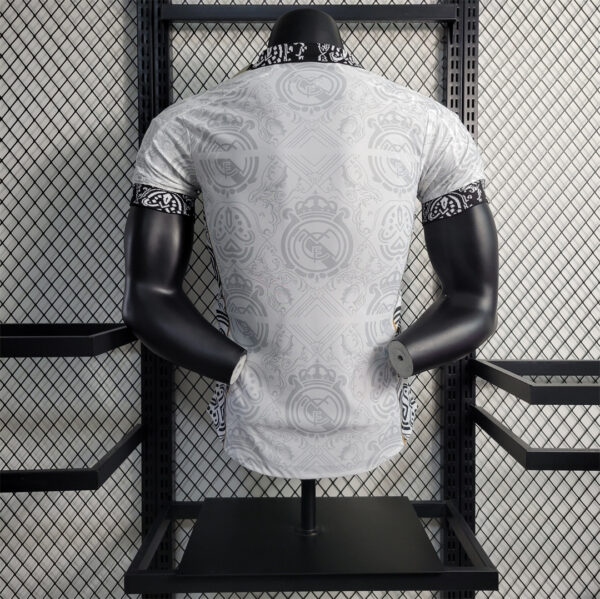 Real Madrid Special Edition White/Black 23/24 - Player Version - Image 8