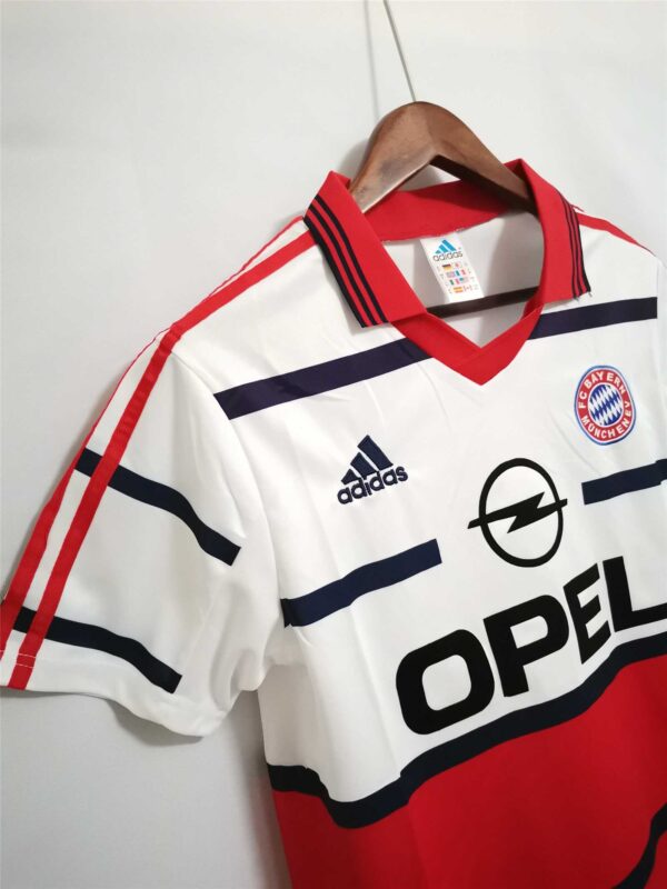 Bayern Munich Away 98-01 - Image 4