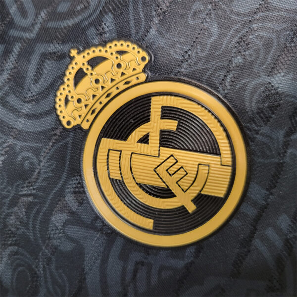 Real Madrid Special Edition Black/Gold 23/24 - Player Version - Image 3
