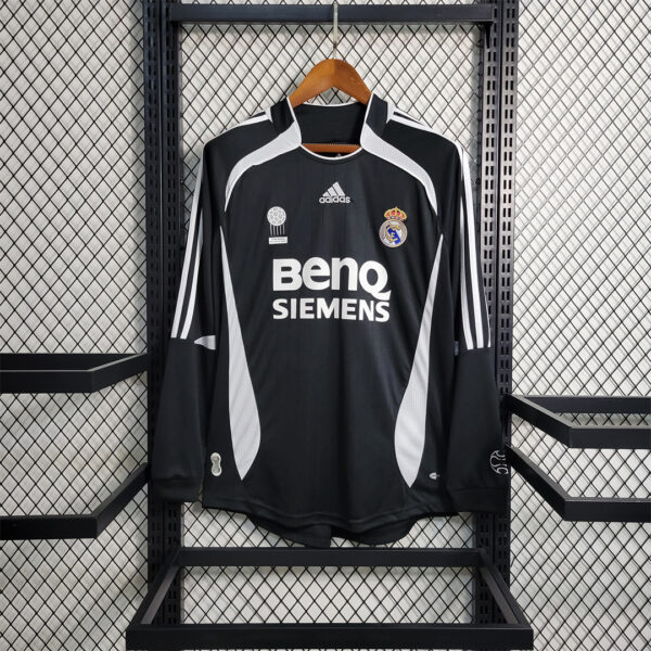 Real Madrid Away 06/07 - Long Sleeve