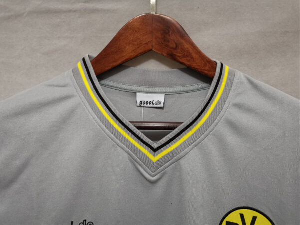 Dortmund Away 00/01 - Image 2