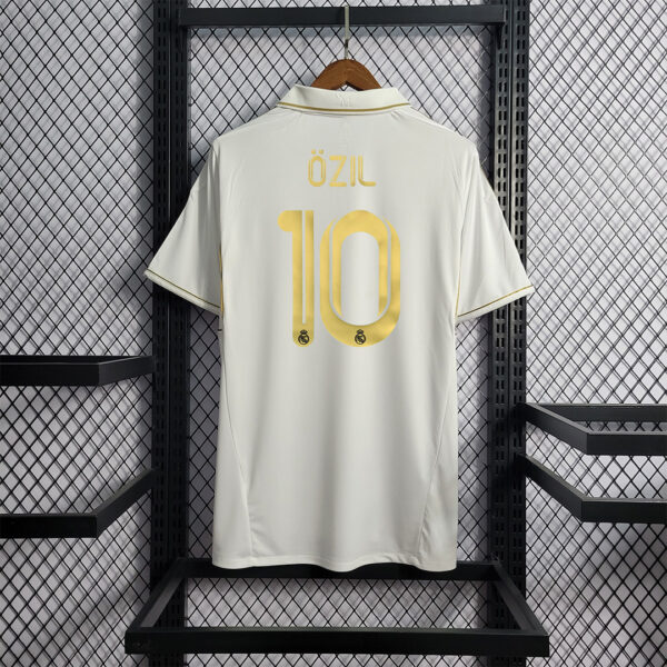 Real Madrid Home 11/12 - Image 10