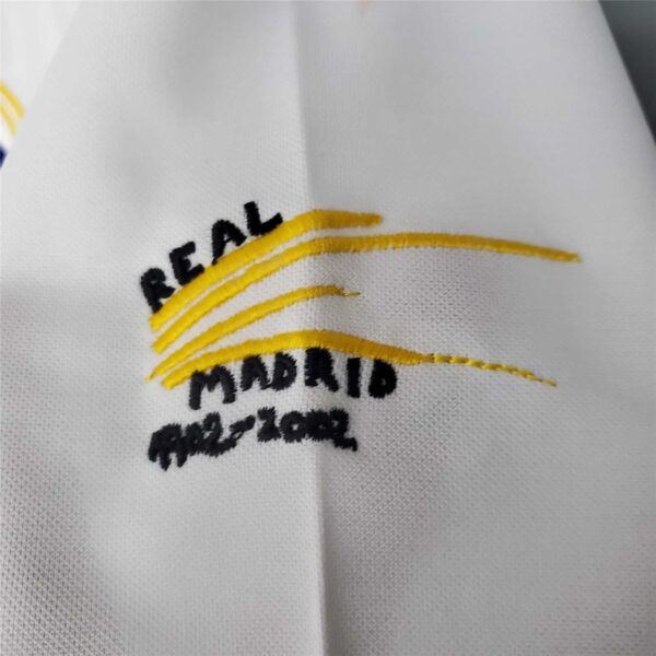 Real Madrid Home 02/03 - Image 5