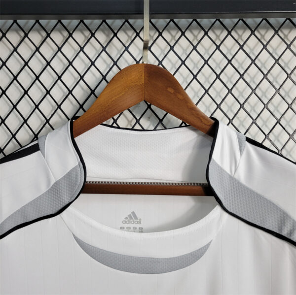 Real Madrid Home 06/07 - Image 7