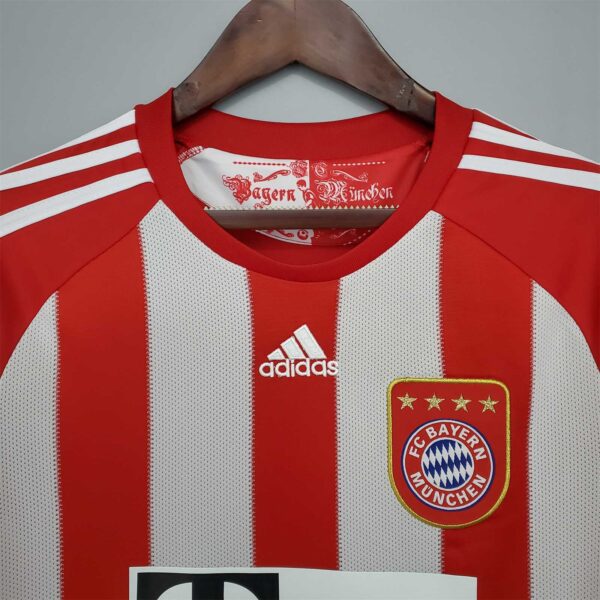 Bayern Munich Home 10/11 - Image 3