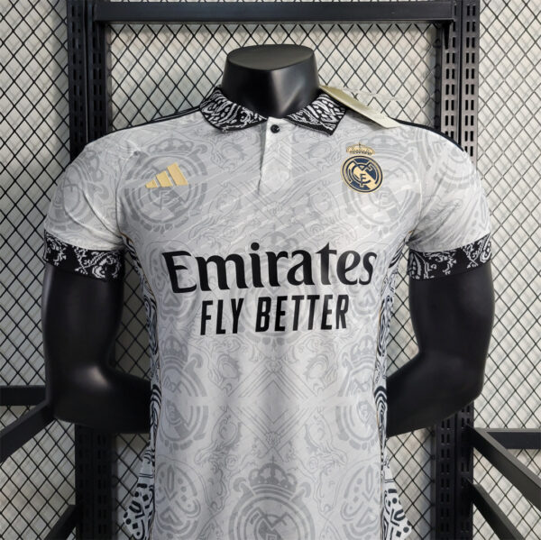 Real Madrid Special Edition White/Black 23/24 - Player Version - Image 3
