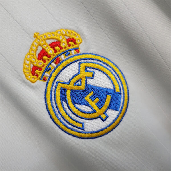 Real Madrid Home 06/07 - Image 6