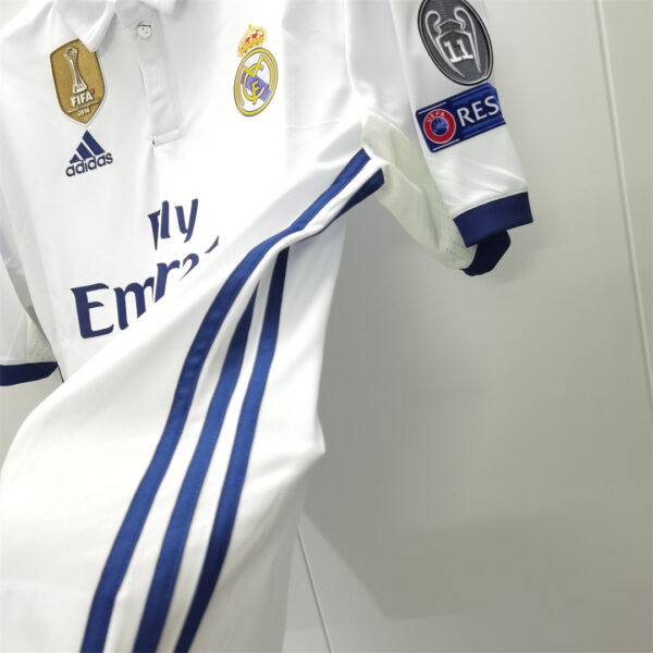 Real Madrid Home UCL 17/18 - Image 5