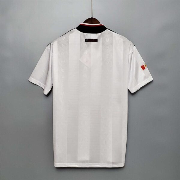 Man Utd Away 98/99 - Image 6