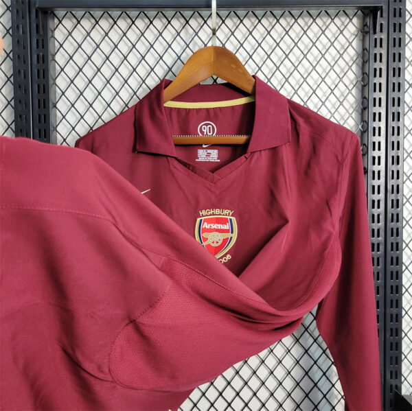 Arsenal Home 05/06 - Long Sleeve - Image 2