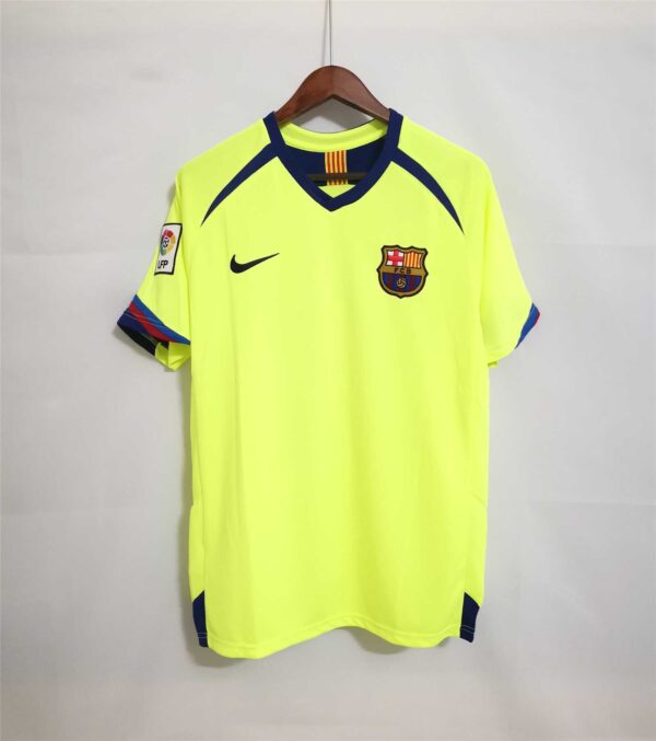 Barcelona Away 05/06