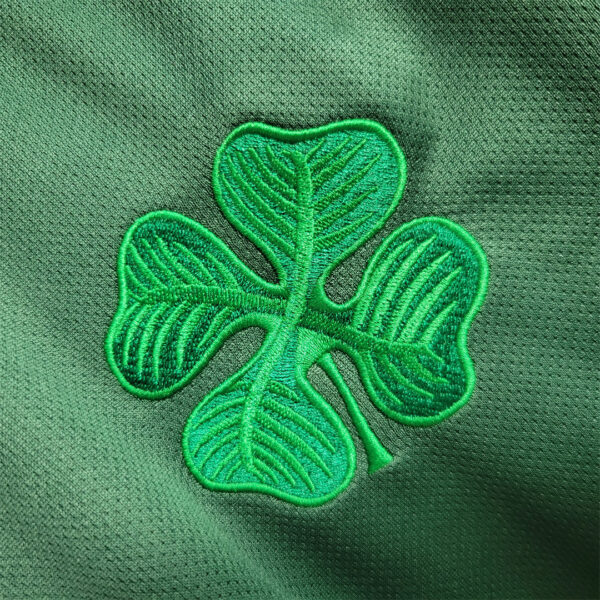 Celtic Fourth 22/23 - Image 4