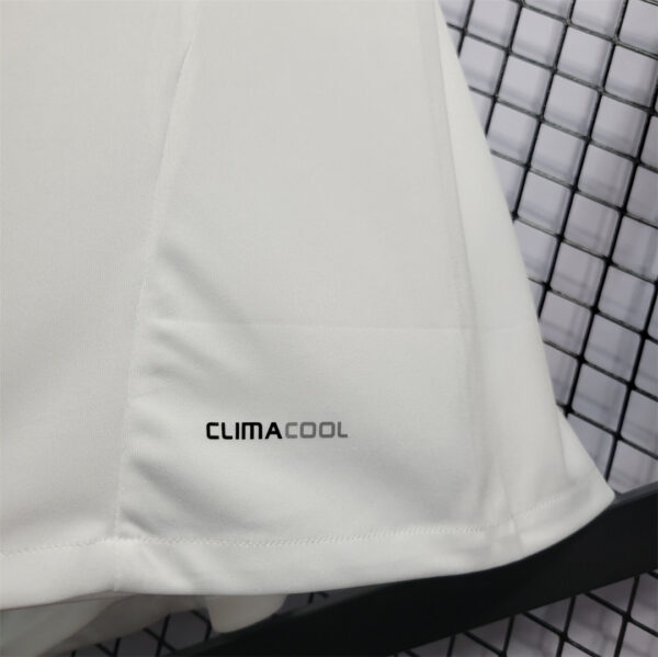 Real Madrid Home 11/12 - Image 5