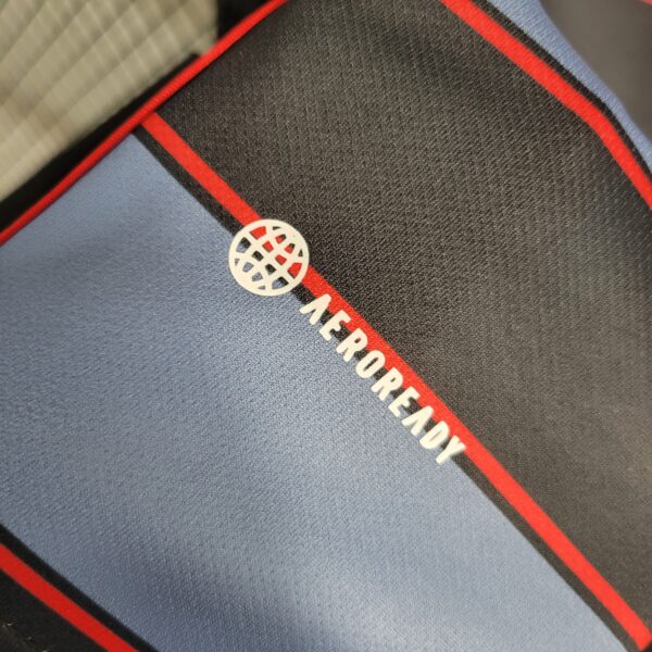 Toronto Away 23/24 - Image 6