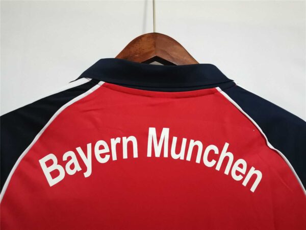 Bayern Munich Home 99/00 - Image 5
