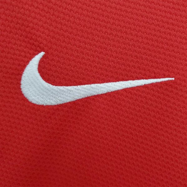 Man Utd Home 13/14 - Image 7