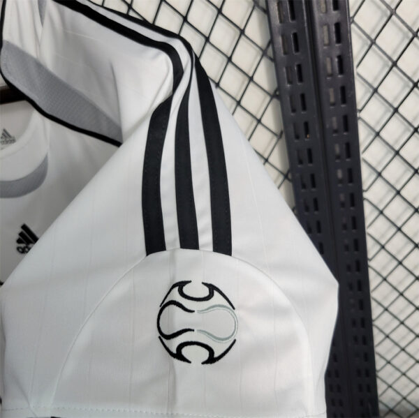 Real Madrid Home 06/07 - Image 8